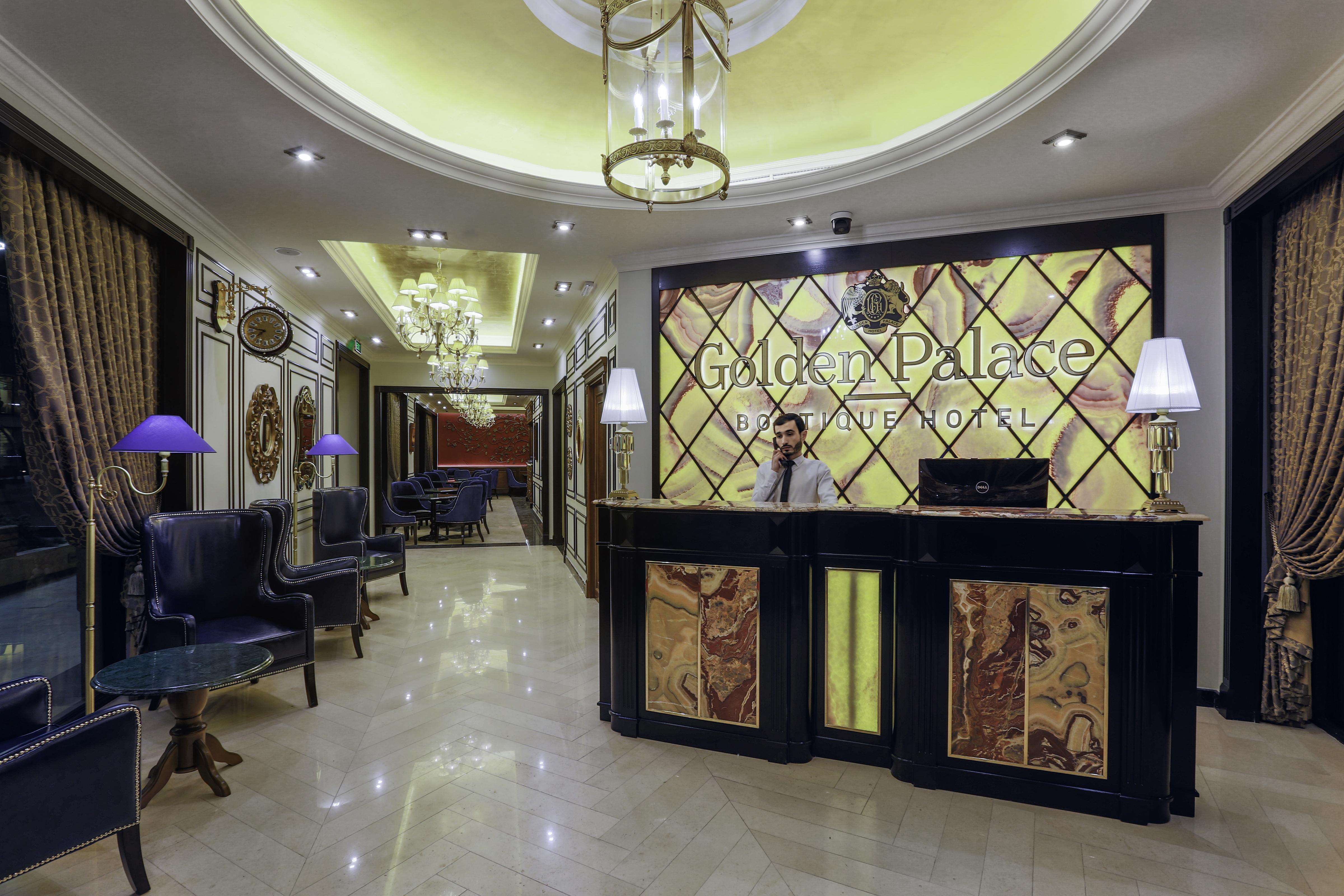 Golden Palace Hotel Yerevan Bagian luar foto