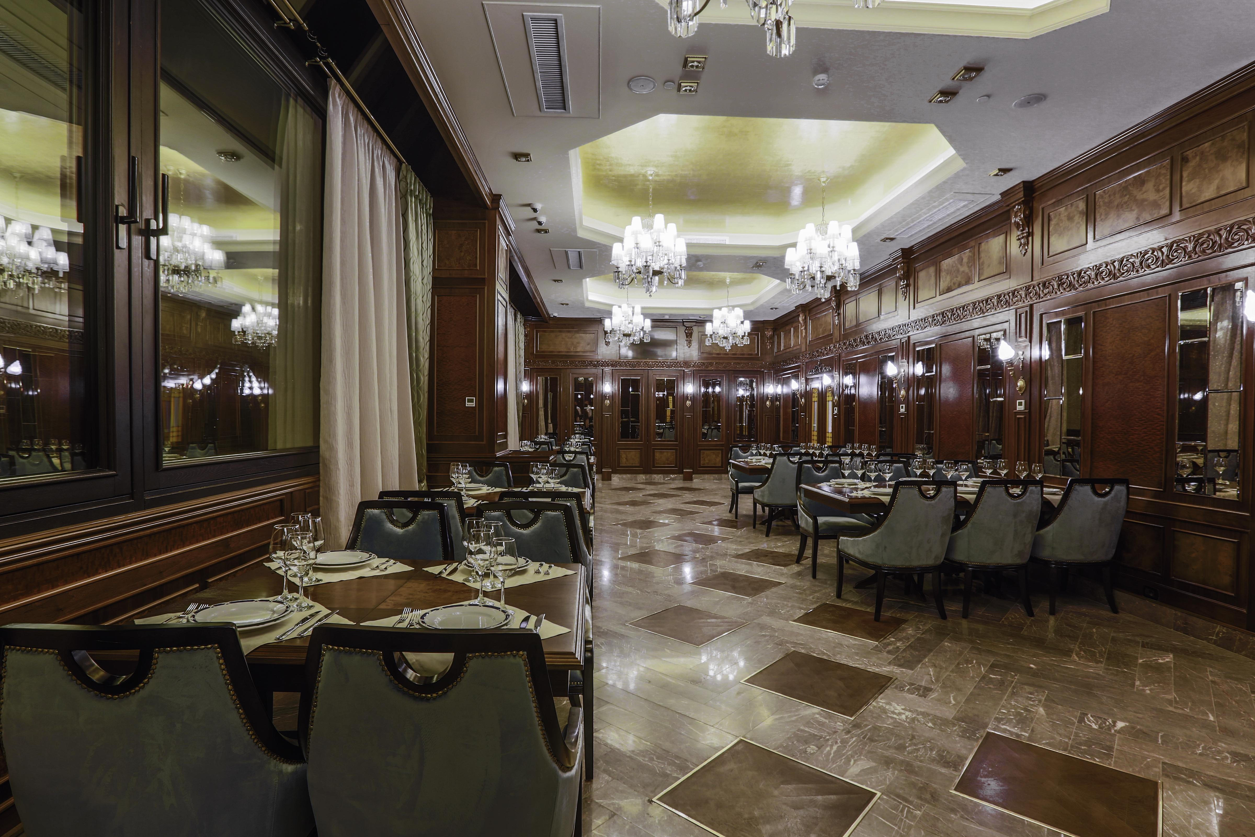 Golden Palace Hotel Yerevan Bagian luar foto